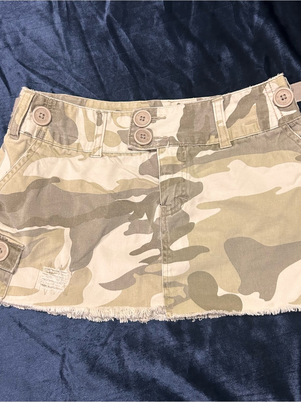 Billabong Camo Mini Skirt in Beige and Olive